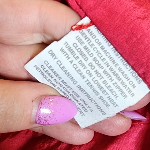 1st Down Pink Goose Down Coat. Kids size 8. - Picture 13 of 16